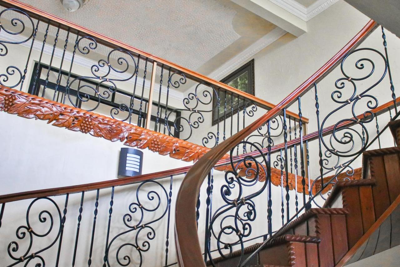 Clarridge View Guesthouse Montego Bay Esterno foto
